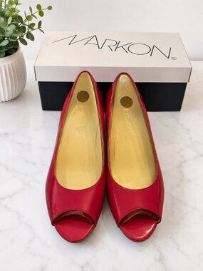 NWT/NIB Markon Bello Red Patent Leather Peep Toe Wedges Size 7M